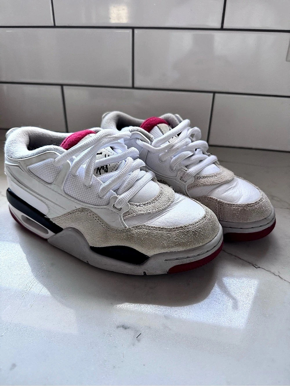 Nike Air Jordan 4 Retro Sneakers White & Red US 4Y